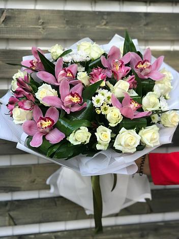 Букет цветов из: Розы и Хризантемы в Кузоватово