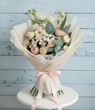 Букет цветов из:  Розы и Лизиантусы в Кузоватово
