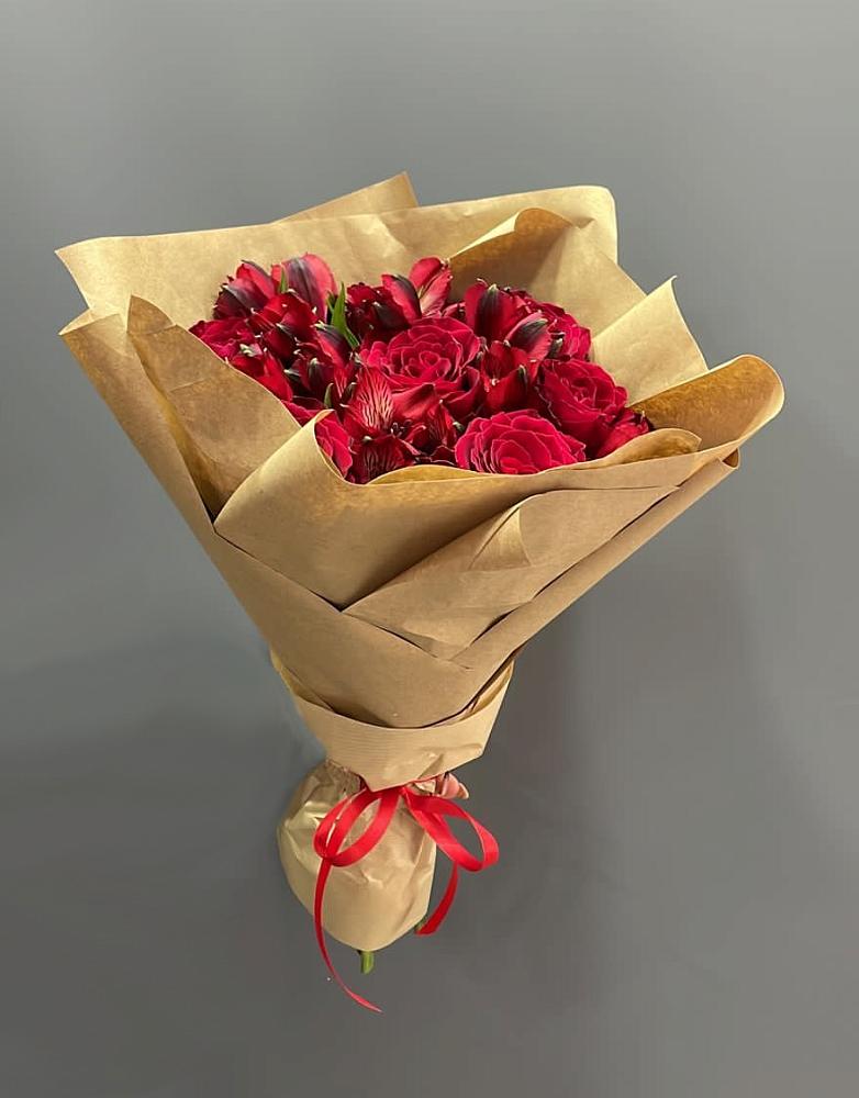 Букет цветов из: Альстромерии и Розы в Кузоватово