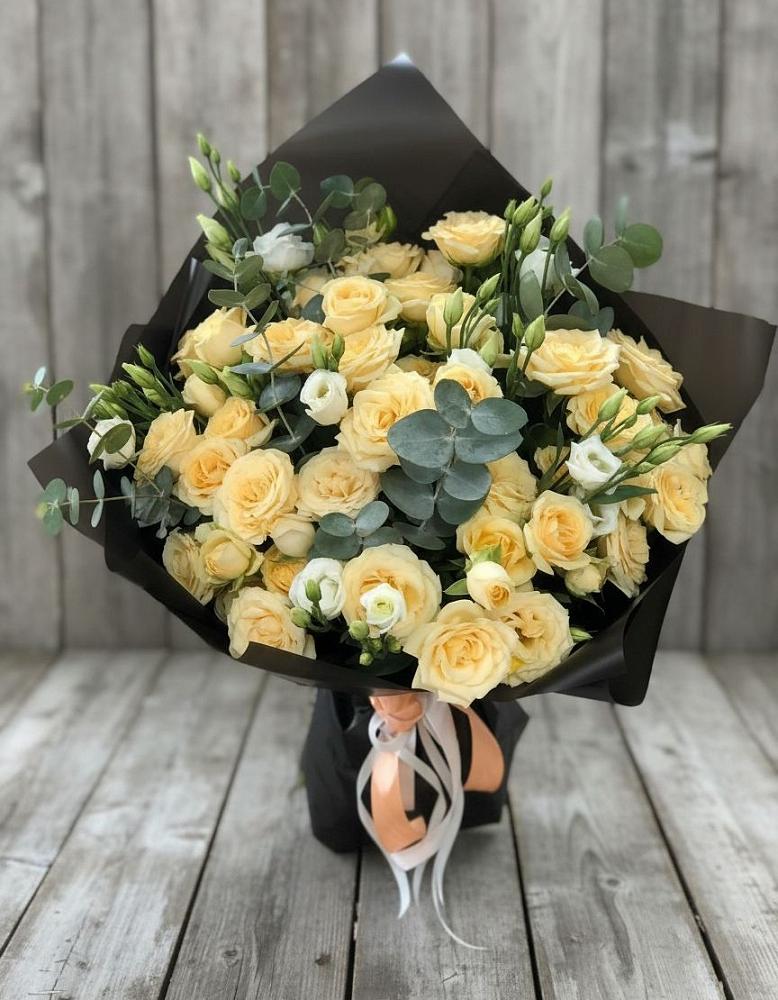 Букет цветов из: Розы и Лизиантусы в Кузоватово