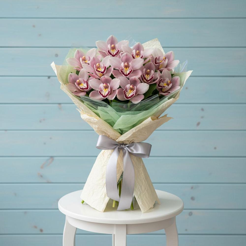 Букет цветов из: Орхидеи и Розы в Кузоватово