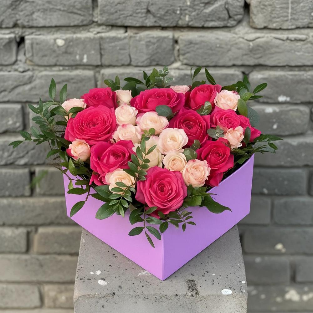 Цветочная композиция из Розы в коробке в Кузоватово
