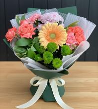 Букет цветов из:  Гвоздики, Розы, Герберы и Хризантемы в Кузоватово