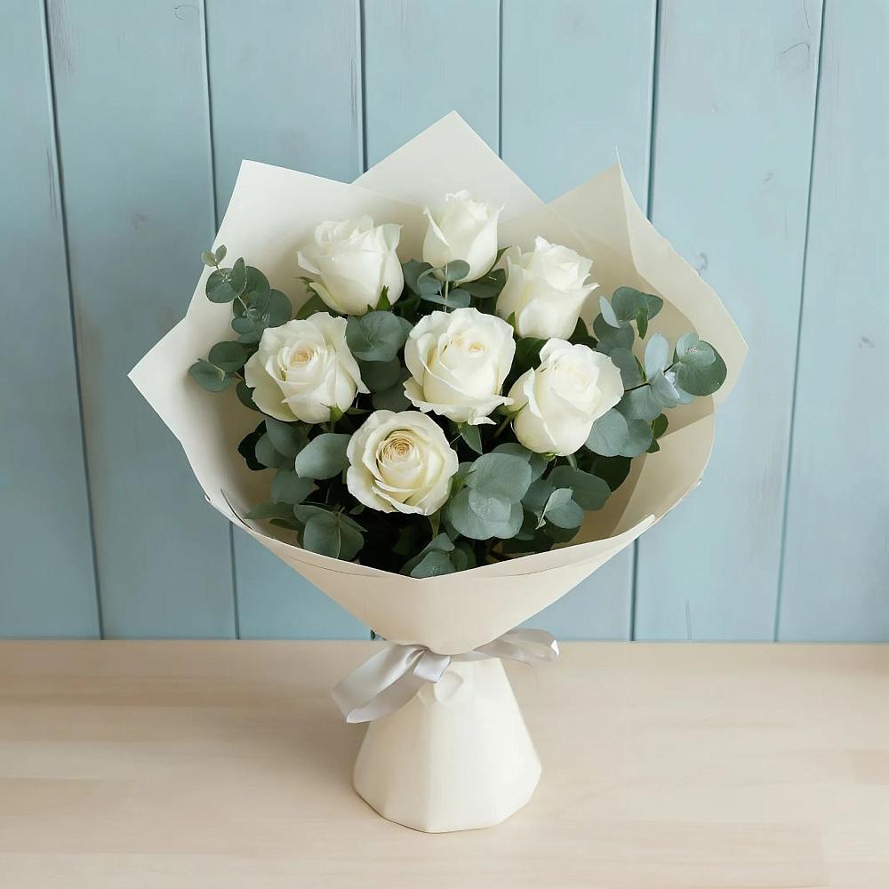 Букет Белые розы в Эвкалипте в Кузоватово