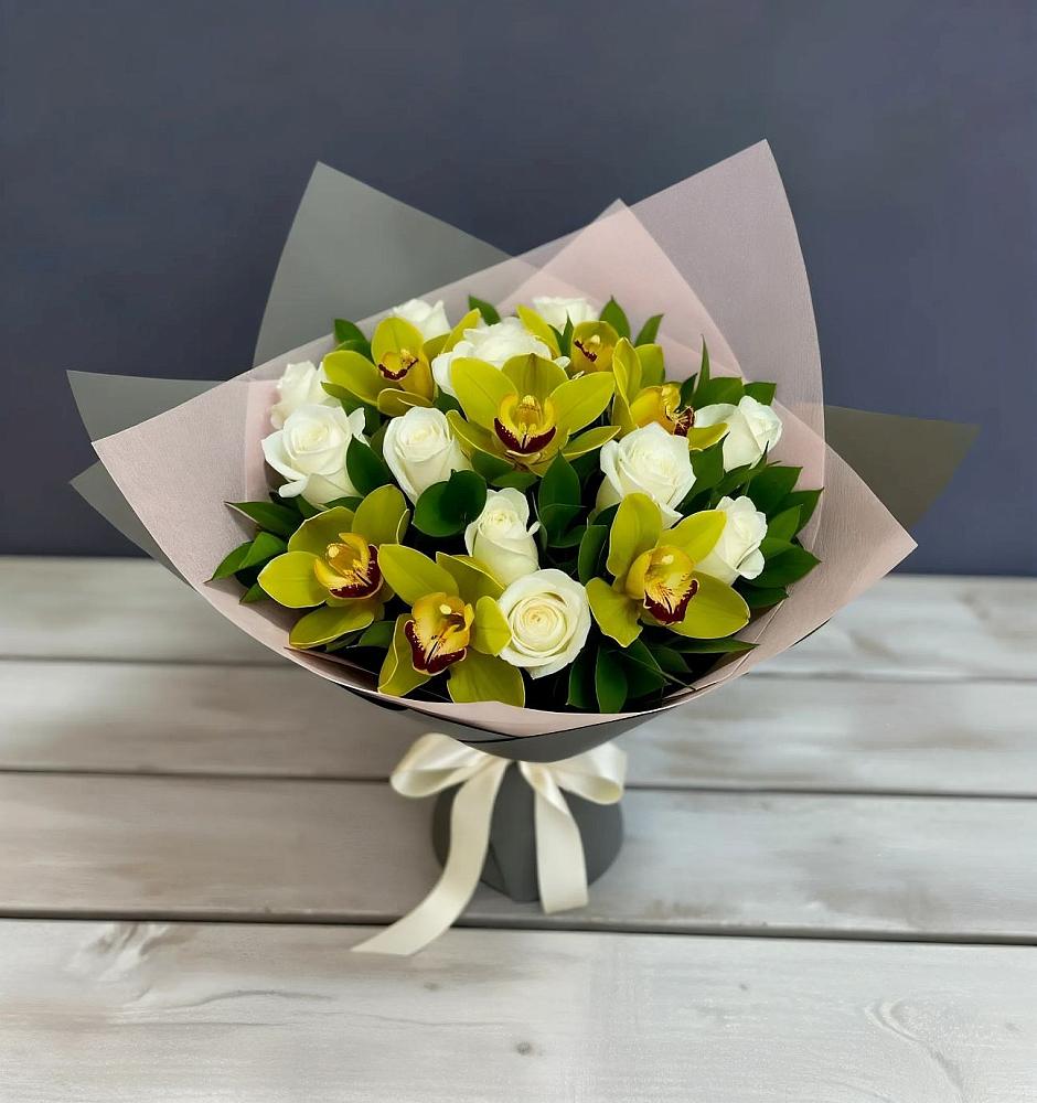 Букет цветов из: Орхидеи и Розы в Кузоватово