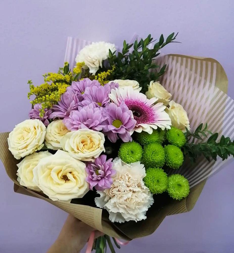 Букет цветов из: Хризантемы, Розы, Гвоздики и Герберы в Кузоватово