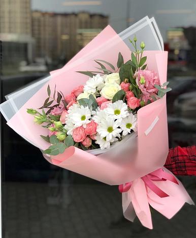 Букет цветов из: Розы, Лизиантусы и Хризантемы в Кузоватово
