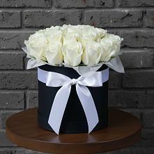 Цветочная композиция из Розы в шляпной коробке в Кузоватово